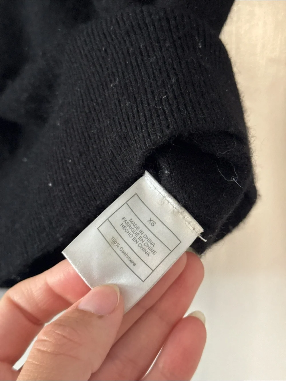 Quince Mongolian Cashmere Crewneck Sweater XS Black